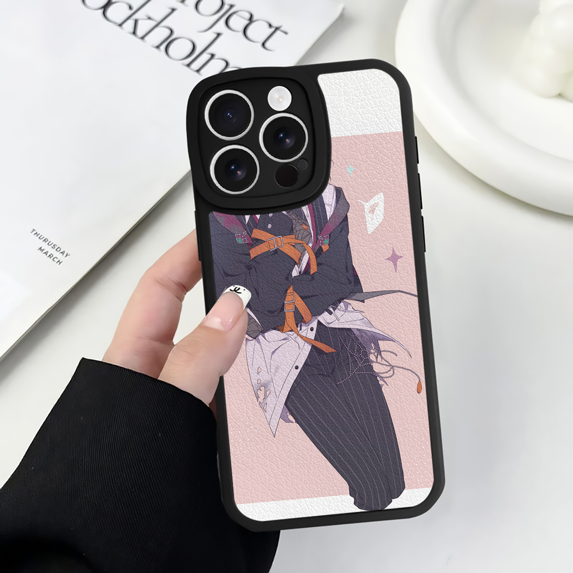 （画像用） 文豪ストレイドッグス Bungo Stray Dogs 【iPhone 16シリーズ対応】シリコンスマホケース（レザー調） 材質：シリコン